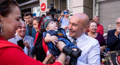 Kemeraltı 851. Sokağın adı Hür Efe Şeref Üsküp oldu