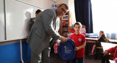 Seferihisar Belediyesi'nden eğitime destek 