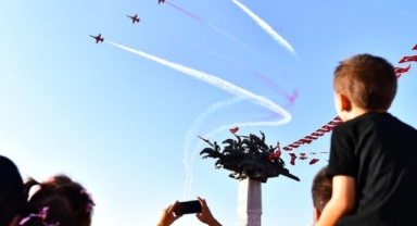 Ulaşımda 9 Eylül ayarı: Büyükşehir'den toplu taşıma çağrısı