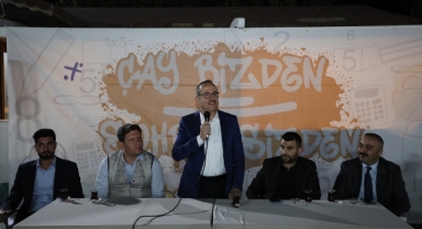 AK Partili Sürekli gençlerle buluştu