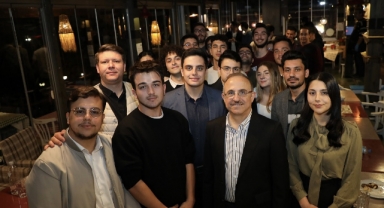 AKP'li Sürekli 'den Üniversitelilere ziyaret