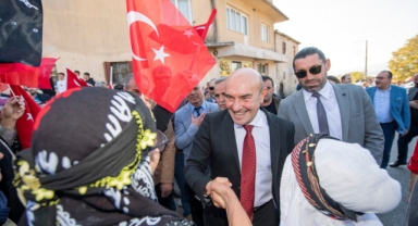 Başkan Soyer'den Cumhuriyet Bayramı mesajı: Yaşasın demokrasi, yaşasın Cumhuriyet!