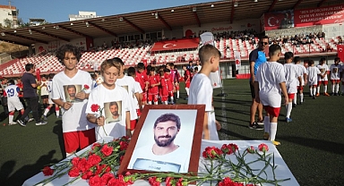 Fırat Albayrak Bayraklı 'da unutulmadı