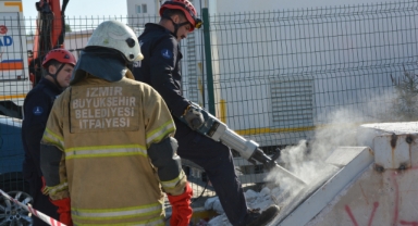 İzmir’de afet tatbikatı