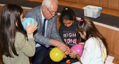 Karabağlar Belediyesi’nden kız çocuklarına etkinlik…