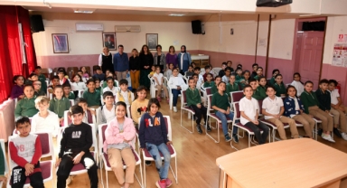 Karabağlar'da çocuklar çevre bilinciyle yetişiyor