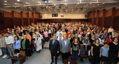 Konak’ta “Güçlü kadın, güçlü anne, güçlü çocuk” konuşuldu