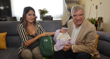 Narlıdere’de bebek ziyaretleri devam ediyor