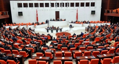 Sosyal medya düzenlemesine Meclisten Onay!