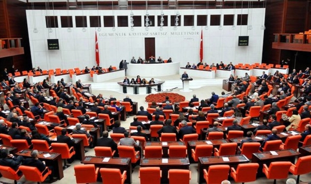 Sosyal medya düzenlemesine Meclisten Onay!
