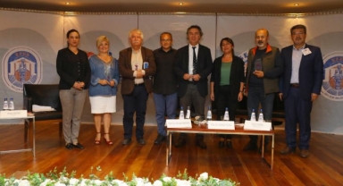 Türkiye’de Öğretmen Olmak Efes Selçuk’ta konuşuldu