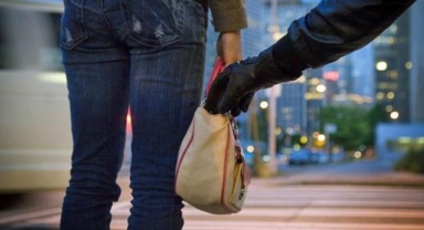 8 ilde yankesicilik yaptı İzmir'de yakalandı