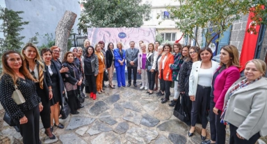 Anadolu kadınları Konak’tan harekete geçti