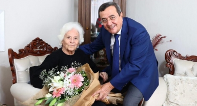 Başkan Batur: Öğretmenlerimize borcumuzu ödeyemeyiz