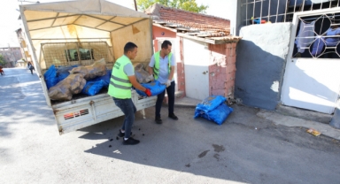 Bayraklı’dan ihtiyaç sahiplerine yakacak desteği