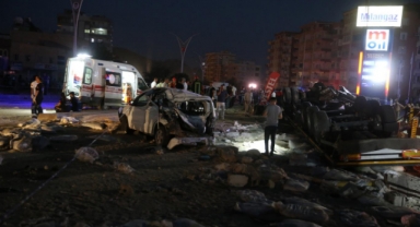 Bornova’da feci kaza: 3’ü ağır 5 yaralı