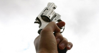 İzmir’de sokak ortasında dehşet: 2 akraba öldürüldü