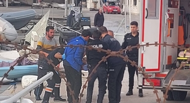 Karşıyaka'da acı son... Elbiselerini çıkarıp denize atladı