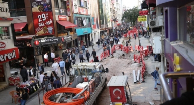 Karşıyaka’nın kalbi için yenileme çalışmaları başladı 