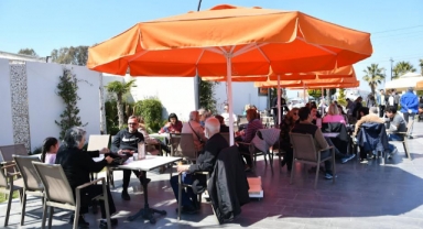 Narlıdere’de sonbaharın keyfi Mandalin Kafe’de çıkıyor