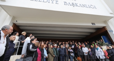 Belediye emekçilerinden Başkan Ceritoğlu Sengel’e destek: Ya hep beraber ya hiçbirimiz!