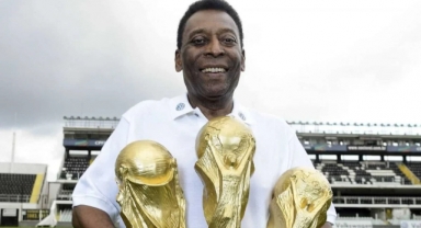 Brezilyalı efsane Pele öldü...