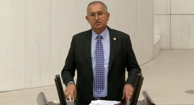 CHP’li Sertel: PTT’nin balını yediler peteğini bıraktılar!