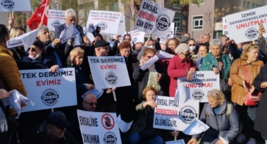 Depremzedeler adliye önünde… Bilirkişi raporu protestosu