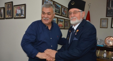 Gazilerden Başkan Tekin’e teşekkür ziyareti