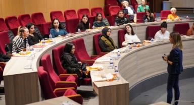 Geleceğini Kuran Genç Kadınlar için özel eğitim