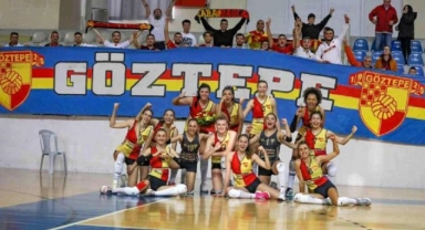 Göztepe’nin kızları filede zaferi çok sevdi 