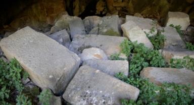 Kaçak kazıda ortaya çıktı: Sit alanı ilan edildi