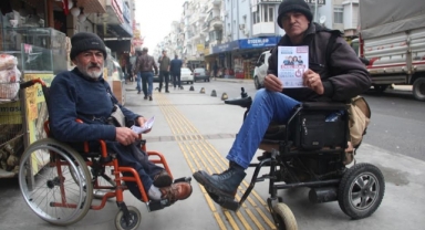 Konak’ta engelsiz yol için yürüdüler