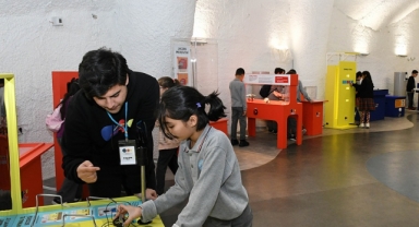 'Nasreddin Hoca' 20 bin çocuğu ağırladı