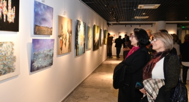 Pi Grubu'nun karma sergisi Karabağlar'da açıldı