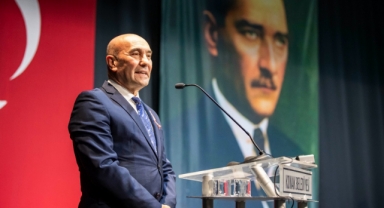 TÜRFAD’dan Başkan Soyer'e onur ödülü