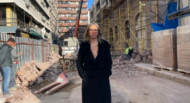 AK Partili Bölünmez Çankırı’dan CHP’ye iktisat kongresi binası çıkışı