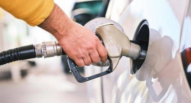 Benzine yine zam geliyor