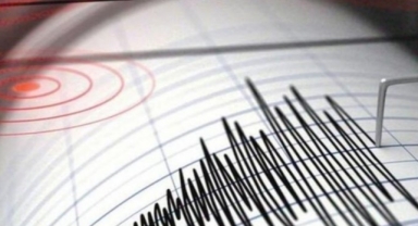 Ege Denizi'nde deprem paniği!