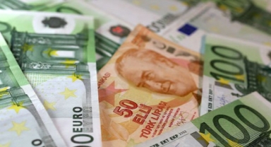 Euro tarihin zirvesini gördü