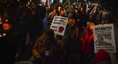 Fransa'da protesto: 1 milyon kişi sokağa çıkıyor
