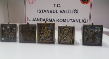 İstanbul’da tarihi eser operasyonu… Yüzlerce eser ele geçirildi