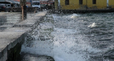 İzmir’de fırtınalı günler başladı... Etkisi kaç gün sürecek? 