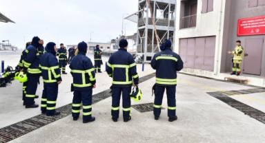 İzmir İtfaiyesi gelişmeye devam ediyor... 