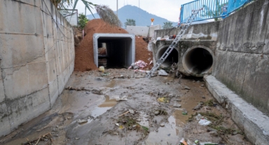 İZSU bir bölgede daha su baskını sorununa çözüm getirdi