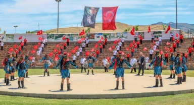  ‘Zeybekler’ oynayacak, ustalar ‘Çömlek’ yapacak