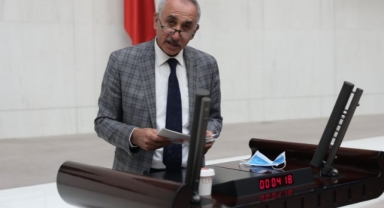 AK Parti Milletvekili enkaz altında