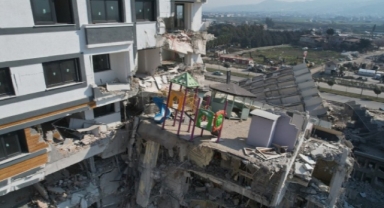 Akıl almaz olay! Havuz için kolon kesmişler