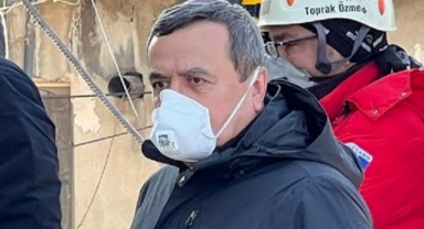 Başkan Batur deprem bölgesinde!