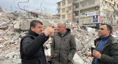 Başkan Engin’den deprem bölgesine ziyaret